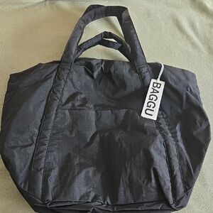 BAGGU Black Cloud Travel Bag